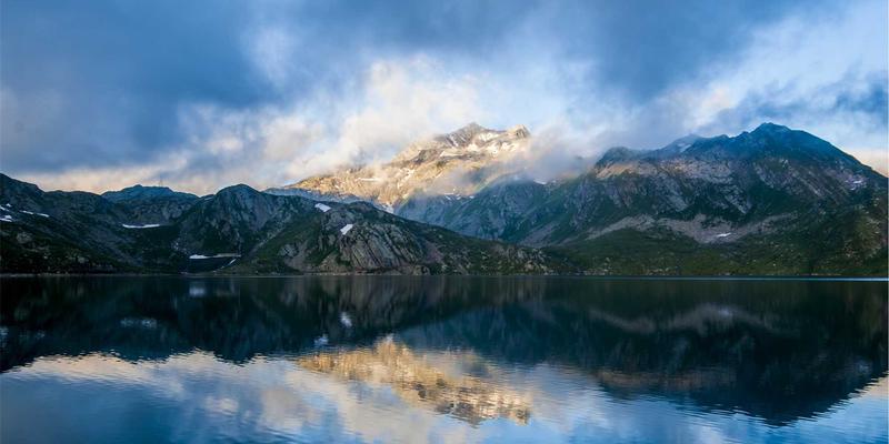 克拉玛依法院93：一站式法律服务、公告查询与诉讼指南全解析