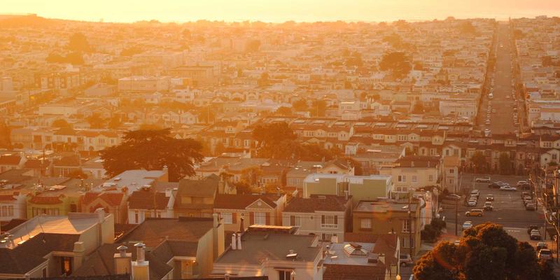 克拉玛依法院优化营商环境：涉企案件绿色通道与司法保障措施详解